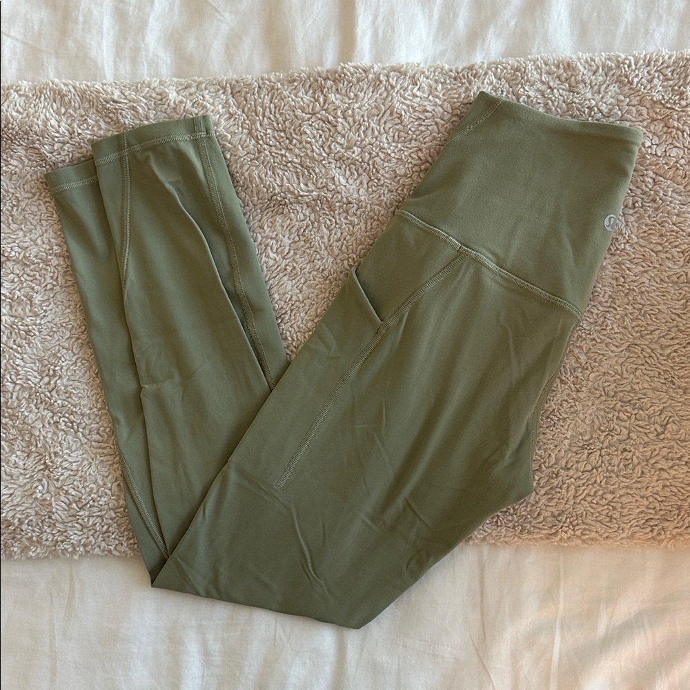 Lululemon Align with Pockets 25”